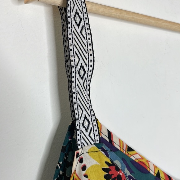 RISE & BLOOM Hanker-chief Tank Top - Picture 4 of 10